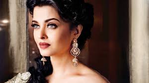 enjoydoingfilmsirrespectiveofregionlanguage:aishwaryarai